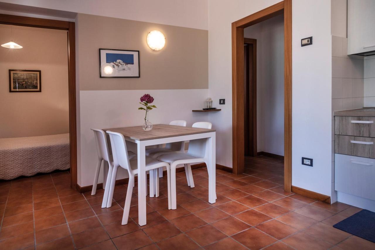 Residence Villa Al Lido เบรนโซเน ซูล การ์ดา ภายนอก รูปภาพ