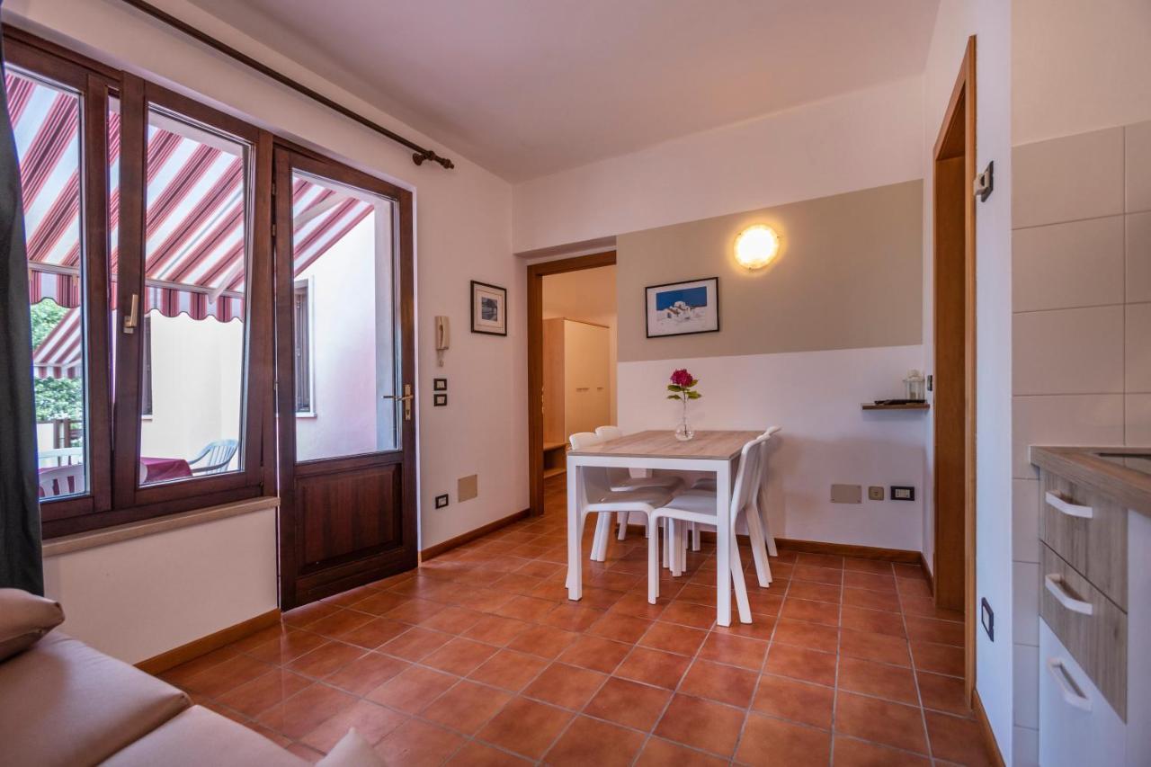 Residence Villa Al Lido เบรนโซเน ซูล การ์ดา ภายนอก รูปภาพ